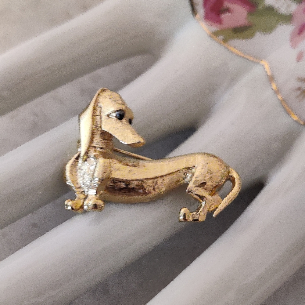 Vintage D'Orlan Gold Dachshund Brooch